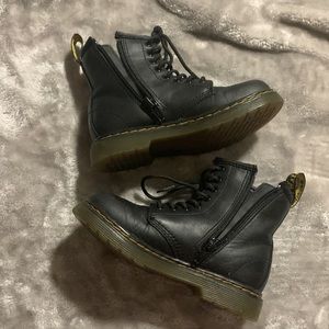 Dr. Martins Boots for Toddler🖤😍